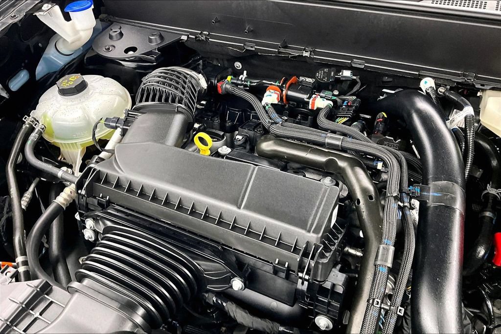 Certified 2025 Ford Maverick XL w/ Equipment Group 102A AWD/4WD image 35