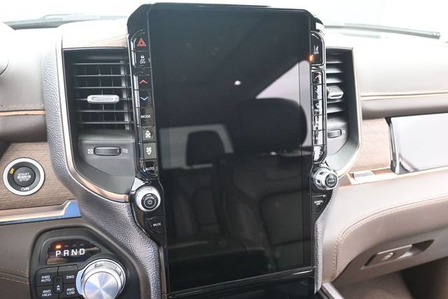 Used 2025 RAM 1500 Limited AWD/4WD image 20