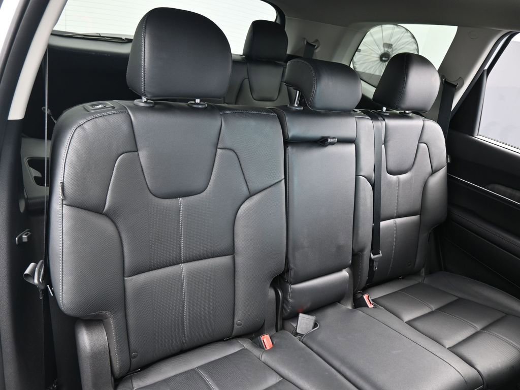Used 2023 Kia Telluride EX image 43