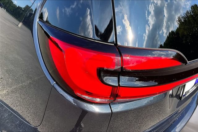 Used 2021 Chrysler Pacifica Touring-L w/ Uconnect Theater Family Group FWD image 22