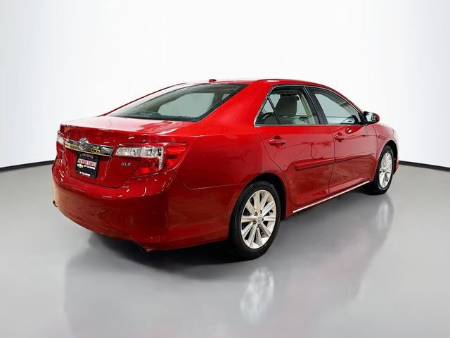 Used 2014 Toyota Camry XLE image 7