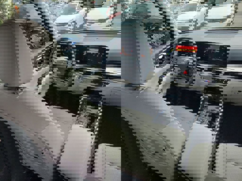 New 2026 Kia Sorento S image 13