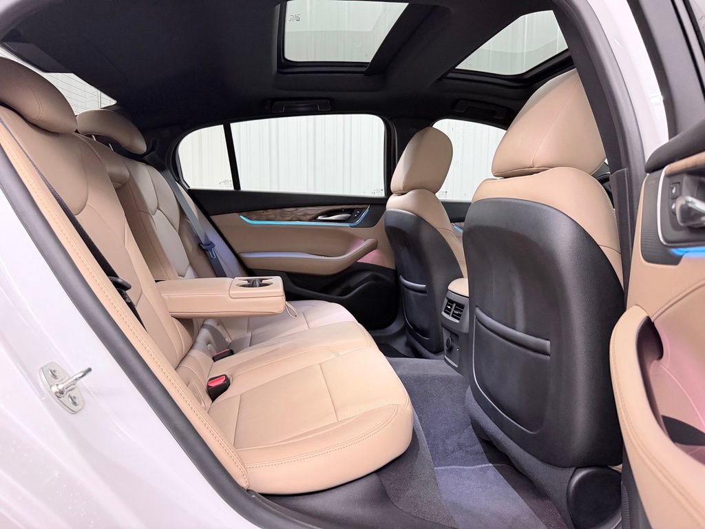 Used 2025 Cadillac CT5 Premium Luxury w/ Technology Package RWD image 43