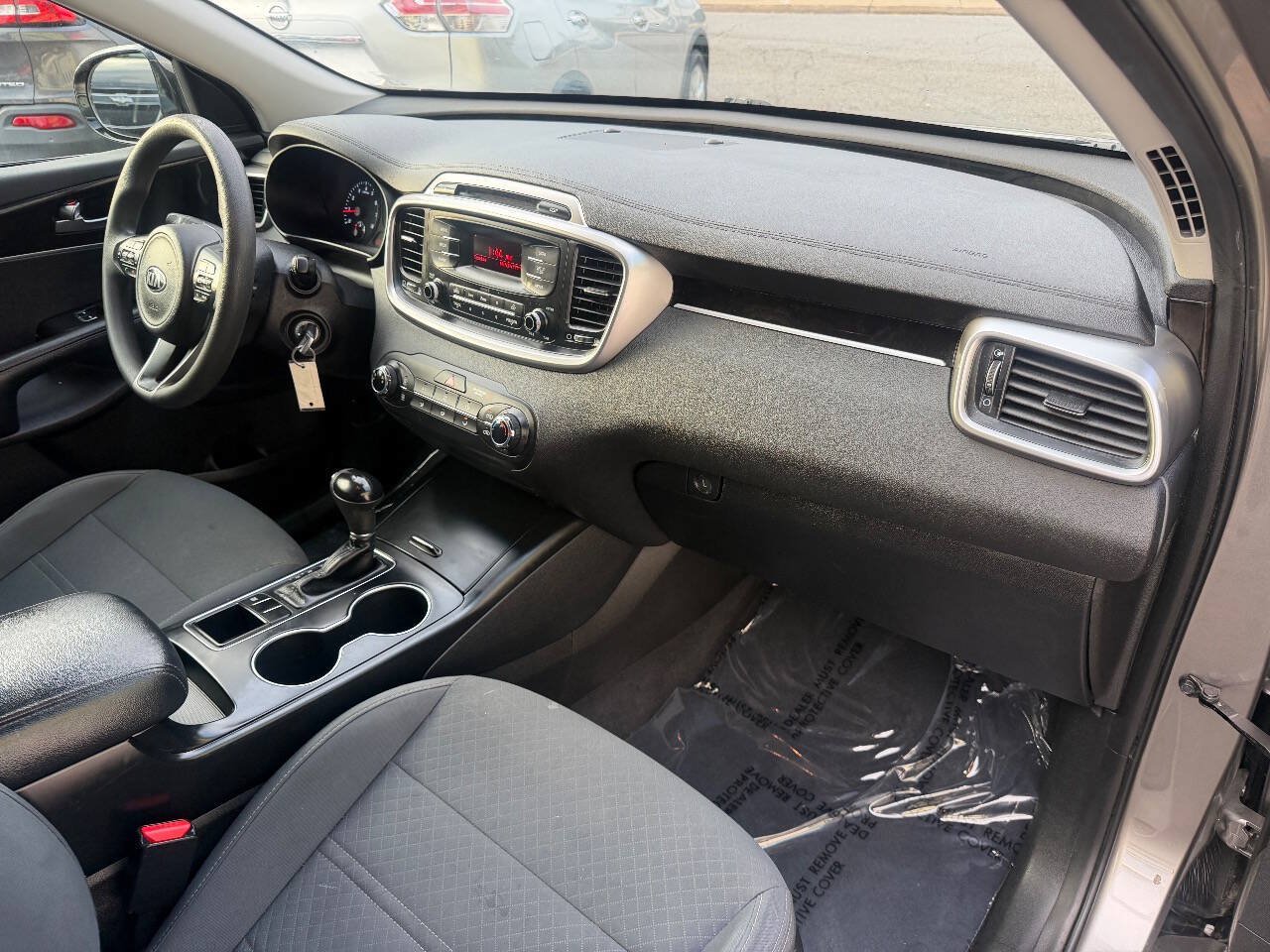 Used 2016 Kia Sorento L FWD image 23