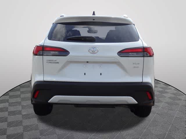 Used 2026 Toyota Corolla Cross XLE AWD/4WD image 3