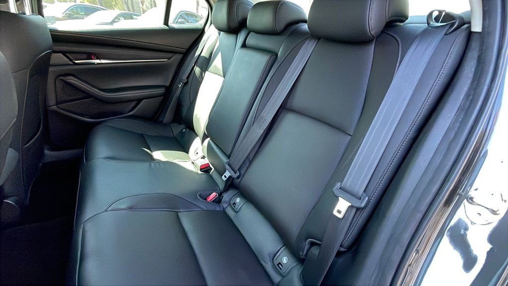 Used 2019 MAZDA MAZDA3 Sedan w/ Premium Package image 16