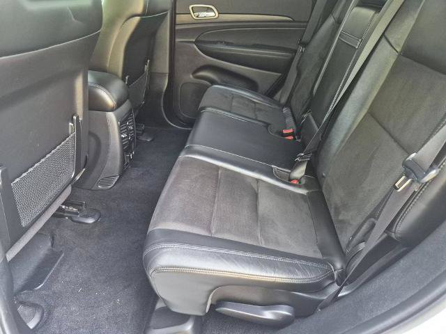 Used 2020 Jeep Grand Cherokee Altitude AWD/4WD image 25