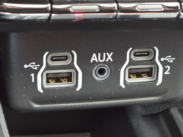 Used 2025 Dodge Durango GT image 12