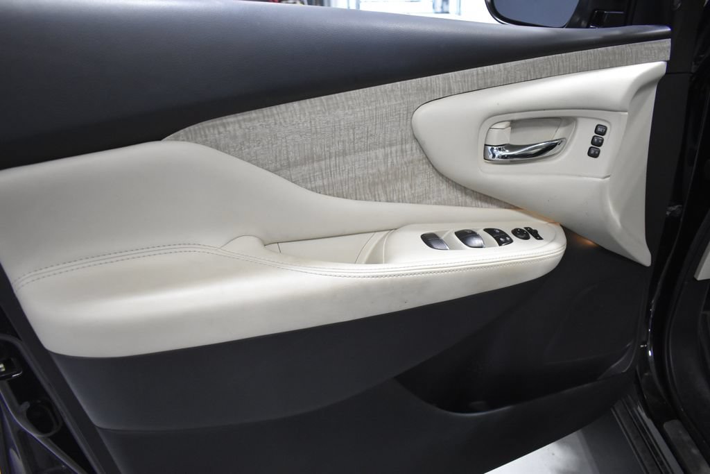 Used 2021 Nissan Murano SL w/ SL Moonroof Package AWD/4WD image 15