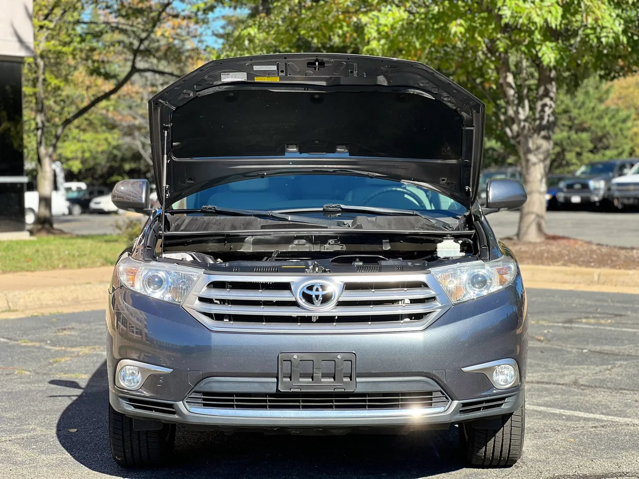 Used 2012 Toyota Highlander Limited w/ Tow Pkg AWD/4WD image 45