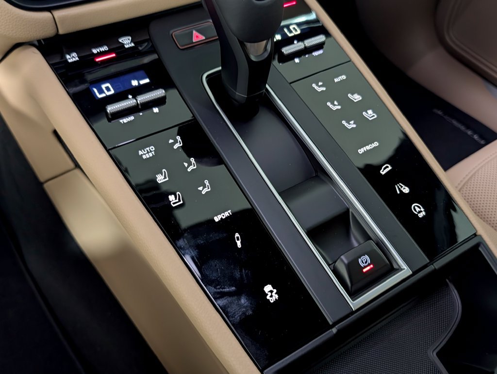 New 2026 Porsche Macan S AWD/4WD image 34