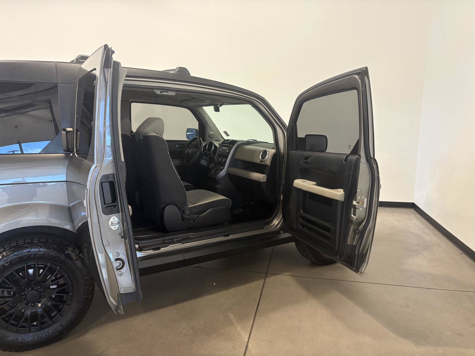 Used 2008 Honda Element EX image 29