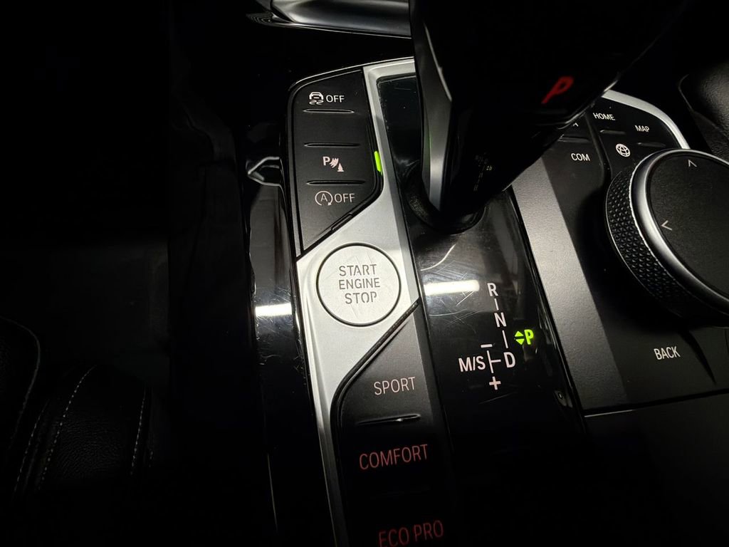 Used 2024 BMW X3 sDrive30i w/ Convenience Package RWD image 17