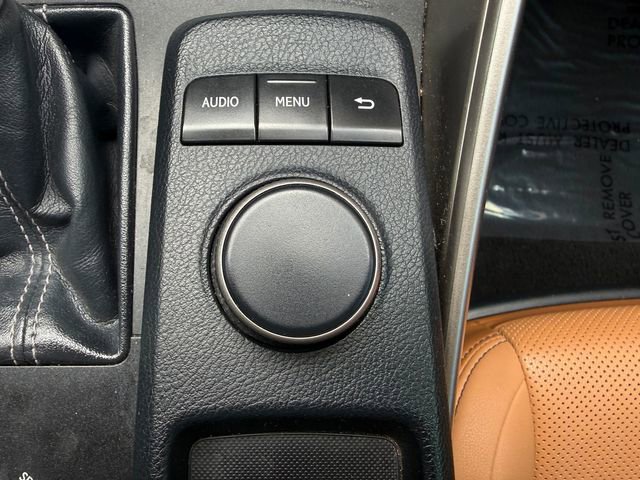 Used 2016 Lexus IS 200t RWD image 10