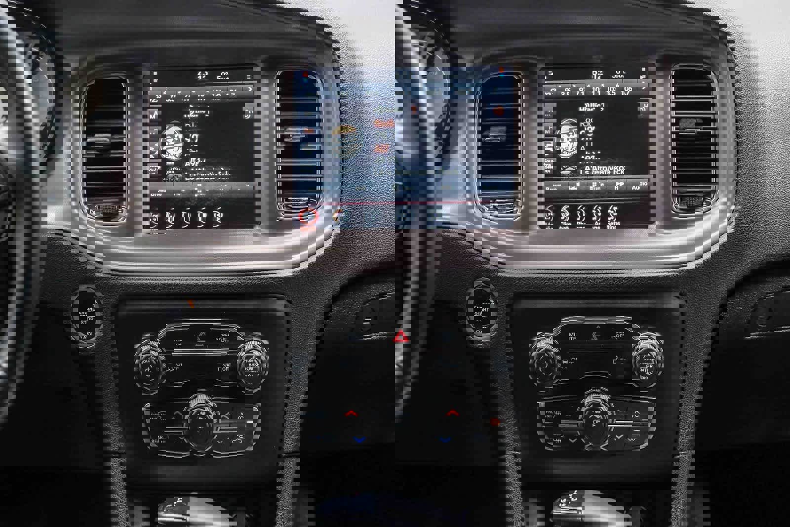 Used 2023 Dodge Charger SXT image 13