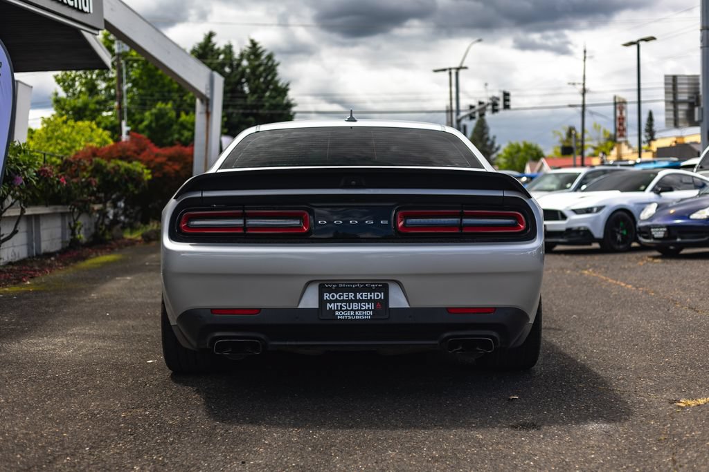 Used 2022 Dodge Challenger R/T Scat Pack RWD image 11