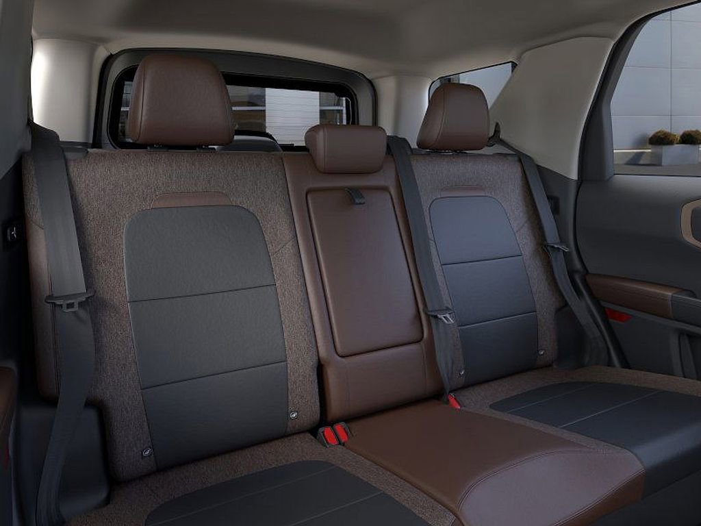 New 2025 Ford Bronco Sport Outer Banks image 11