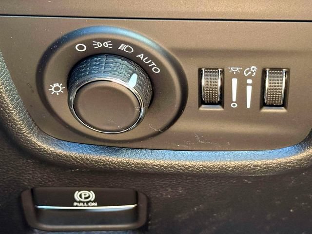 Certified 2024 Jeep Grand Cherokee Altitude AWD/4WD image 22
