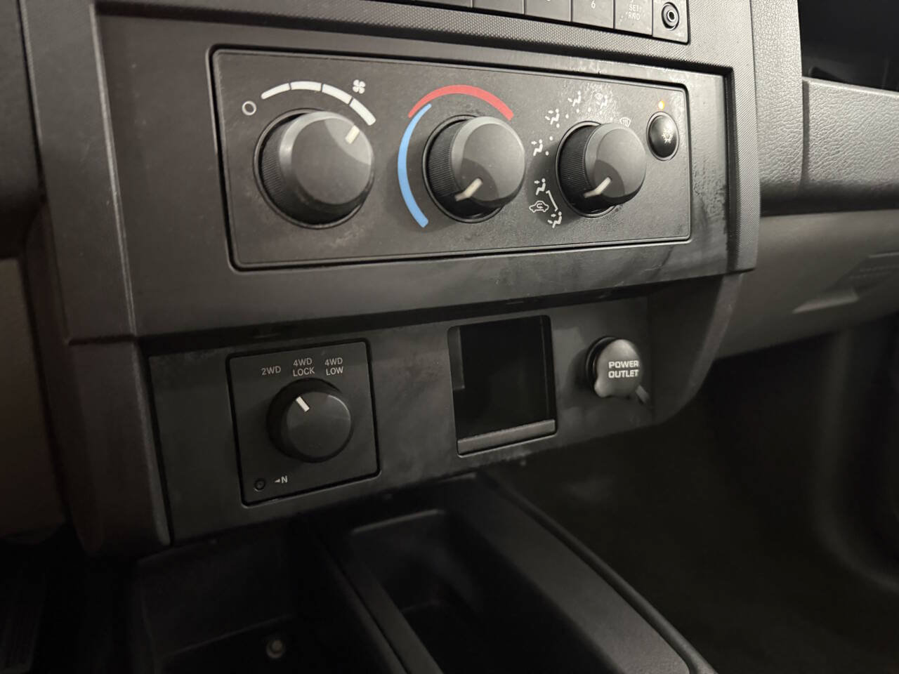 Used 2011 Dodge Dakota Big Horn AWD/4WD image 29