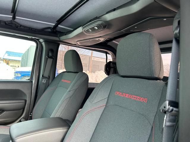 New 2025 Jeep Wrangler Rubicon AWD/4WD image 12