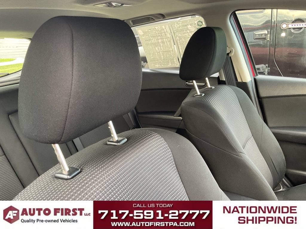 Used 2013 MAZDA MAZDA3 i Touring FWD image 17