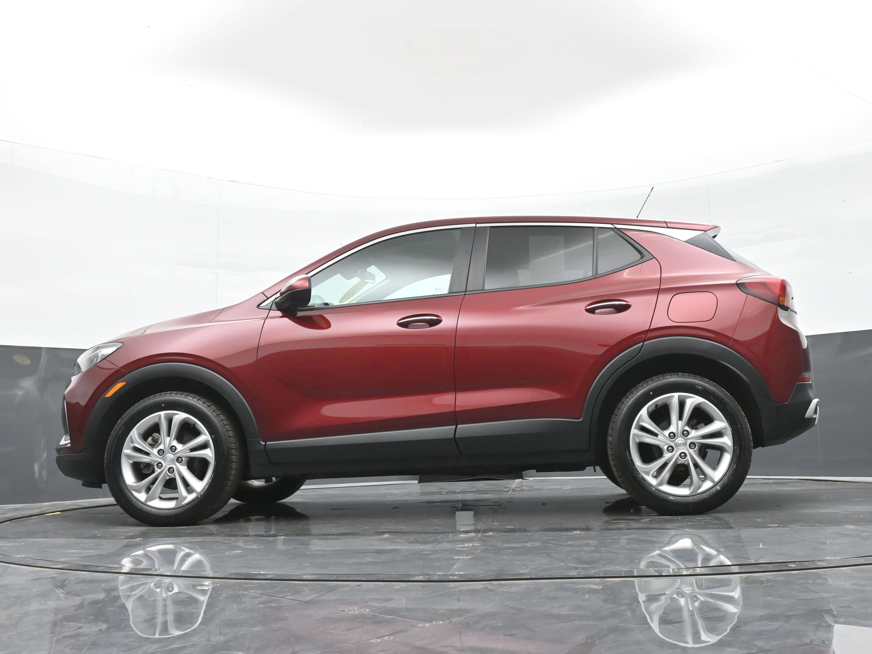 Used 2023 Buick Encore GX Preferred image 45