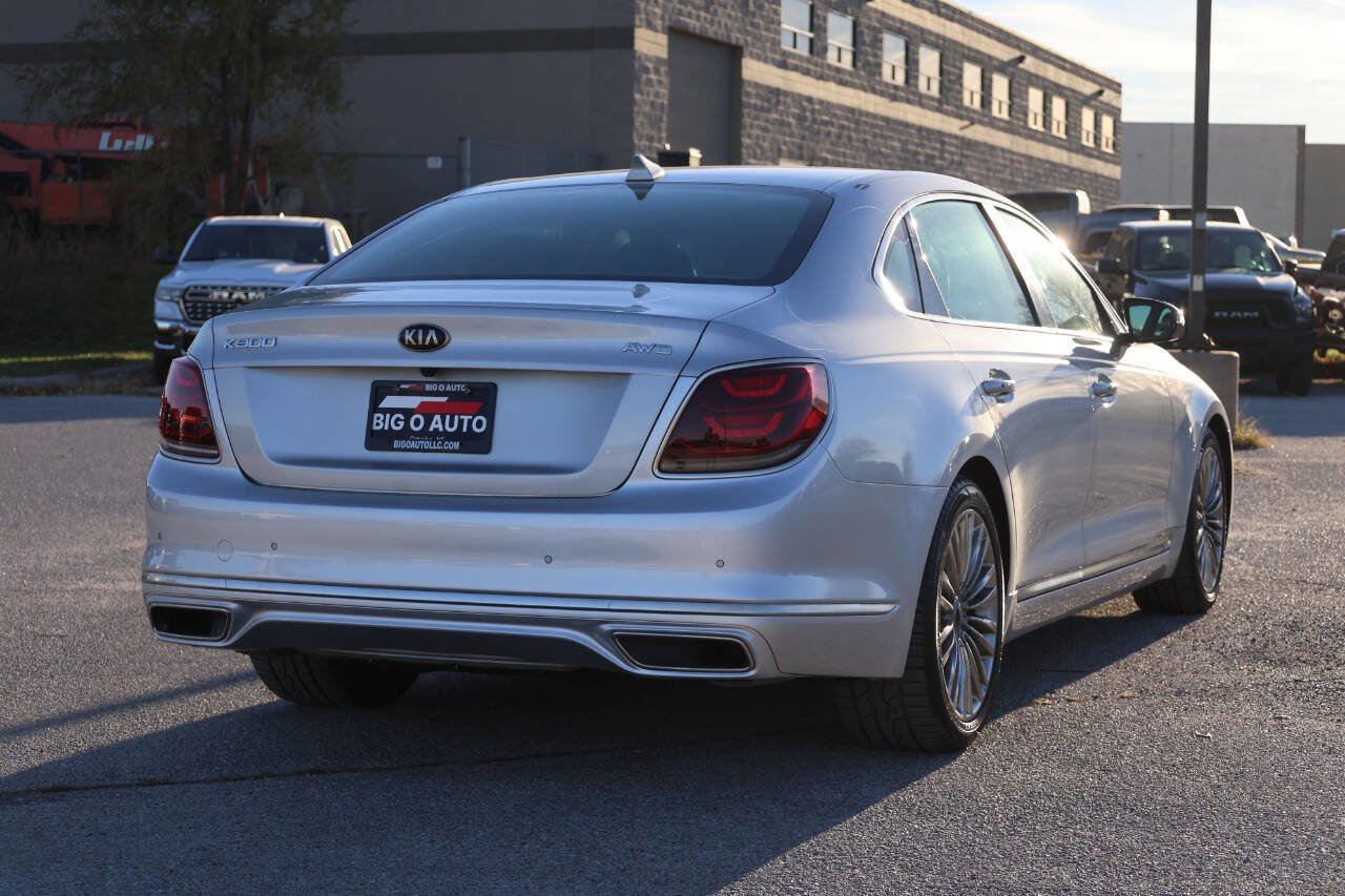 Used 2020 Kia K900 Luxury image 9