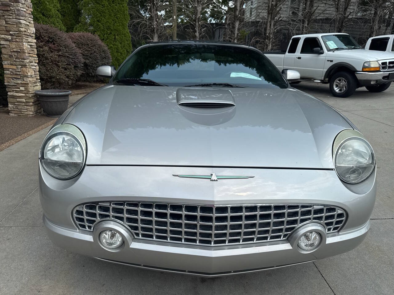 Used 2004 Ford Thunderbird RWD image 9