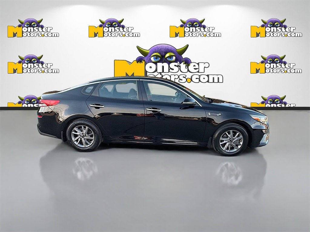 Used 2019 Kia Optima LX image 4