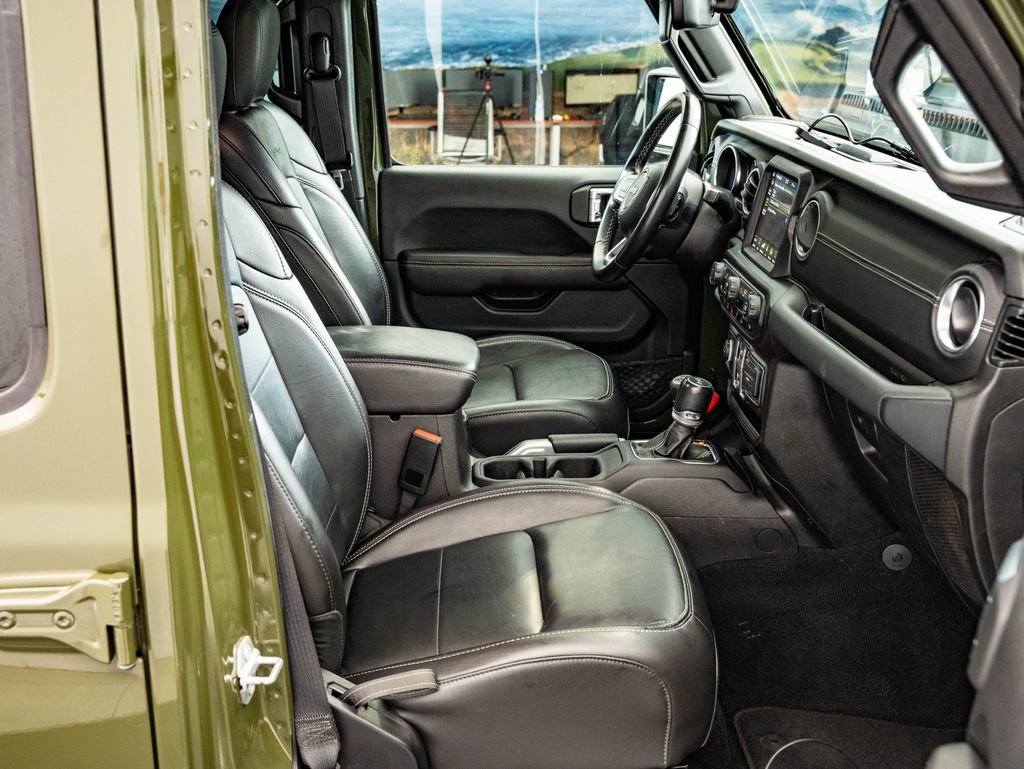 Used 2021 Jeep Wrangler Unlimited Sahara AWD/4WD image 21