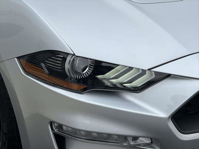 Used 2018 Ford Mustang Premium image 11