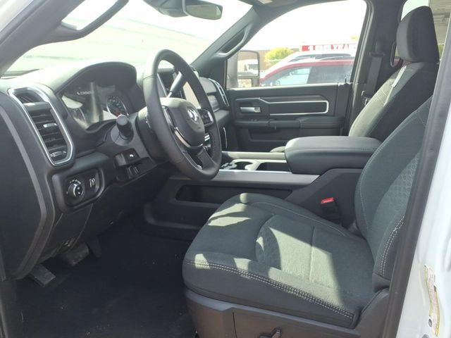 New 2026 RAM 2500 Big Horn AWD/4WD image 9