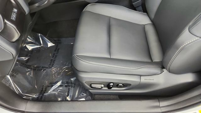 Used 2024 Lexus UX 250h FWD image 33