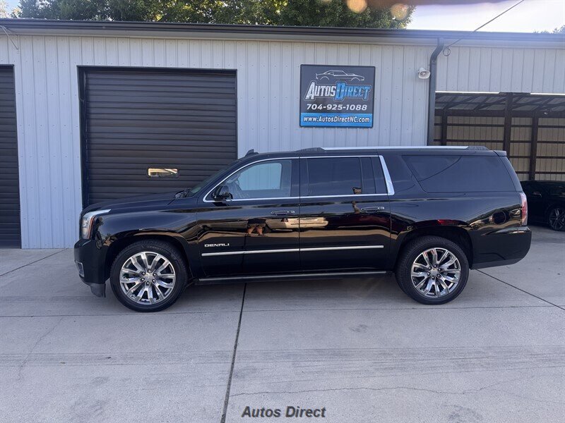 Used 2018 GMC Yukon XL Denali w/ Denali Ultimate Package RWD image 9