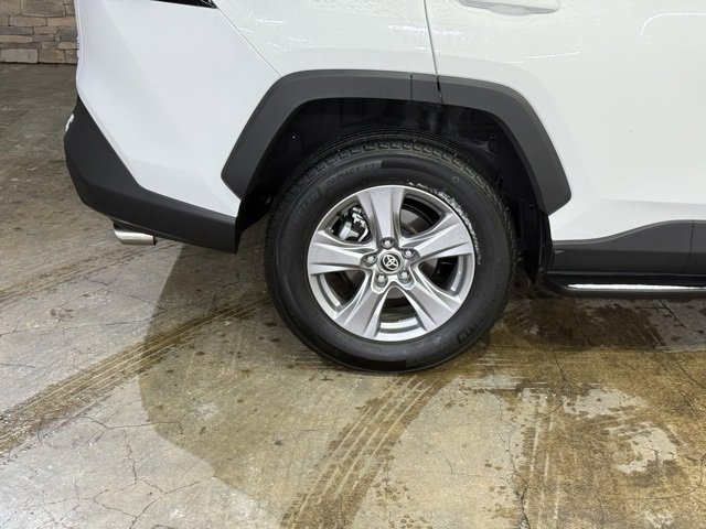 Used 2025 Toyota RAV4 XLE w/ Convenience Package image 6