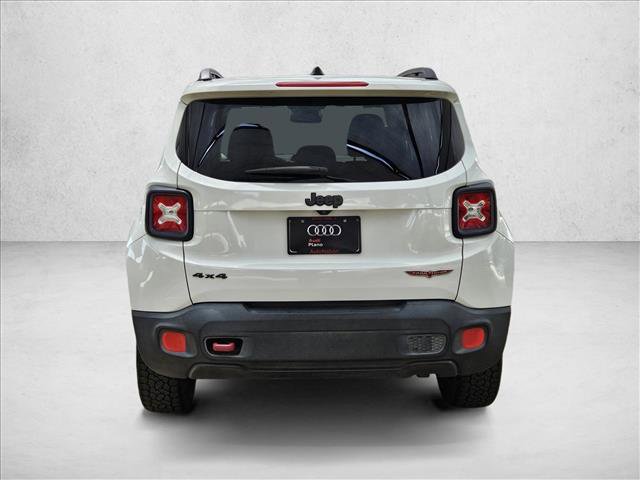 Used 2015 Jeep Renegade Trailhawk w/ Popular Equipment Group AWD/4WD image 6