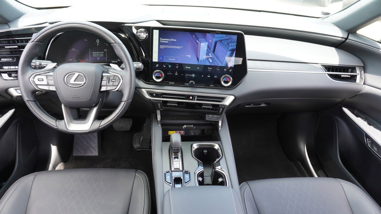 Used 2025 Lexus RX 350 Premium Plus w/ Accessory Package (Z1) image 29