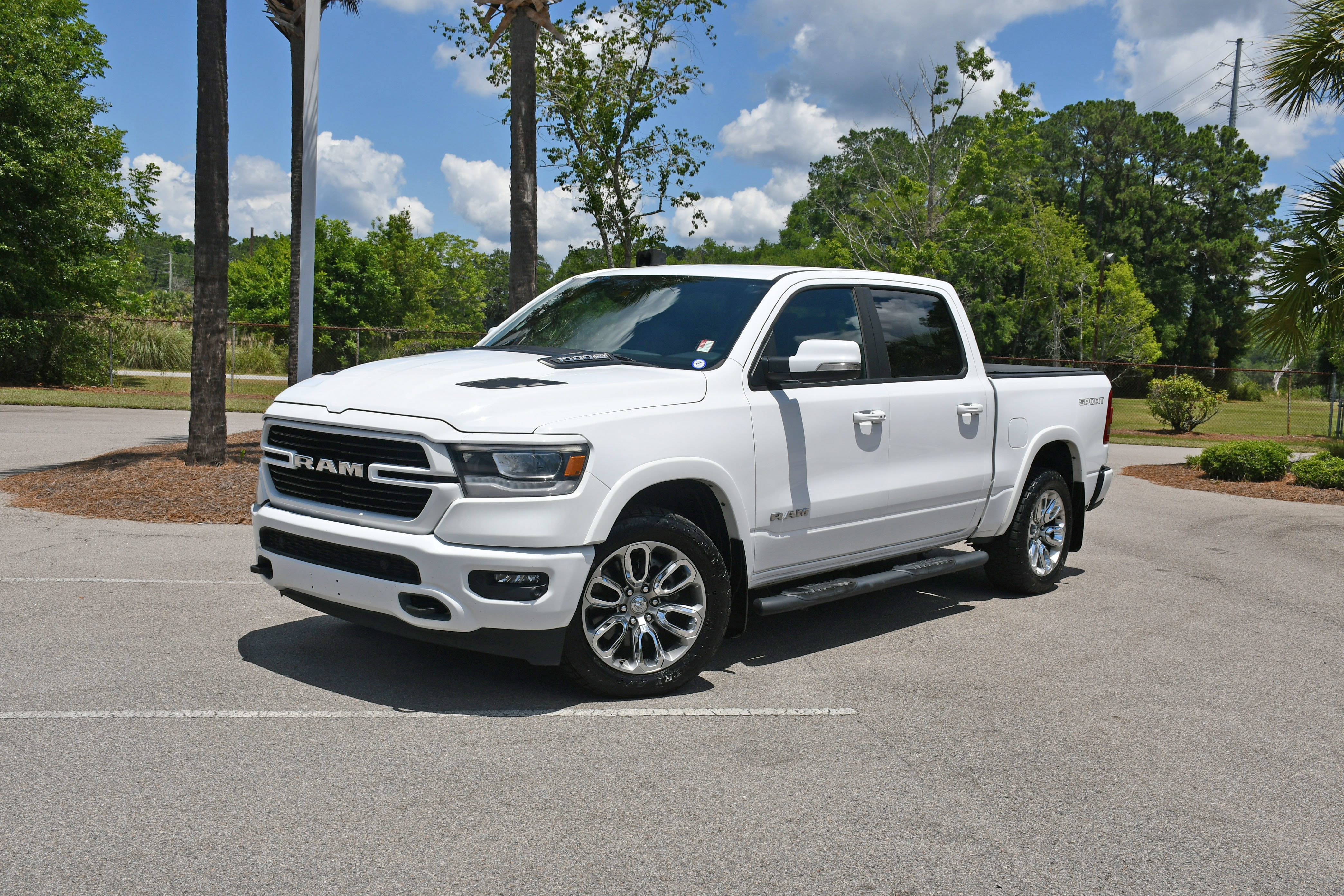 Used 2021 RAM 1500 Laramie AWD/4WD image 6