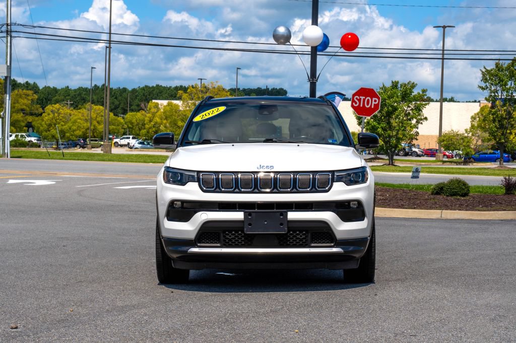 Used 2022 Jeep Compass Limited w/ Elite Group AWD/4WD image 2