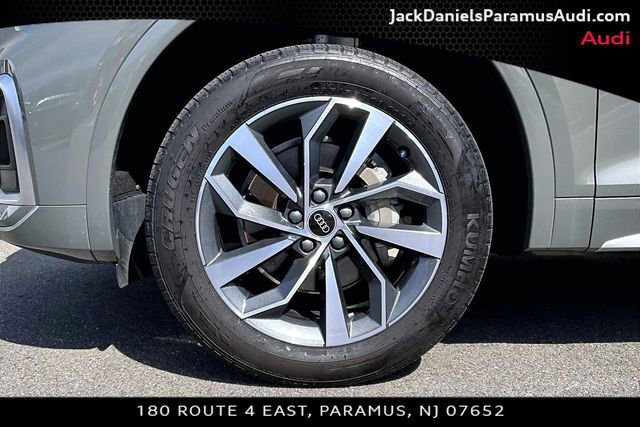 Certified 2023 Audi Q5 2.0T Premium w/ Convenience Package image 8