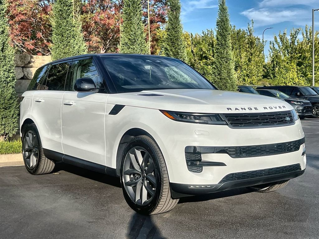 Used 2025 Land Rover Range Rover Sport SE image 7
