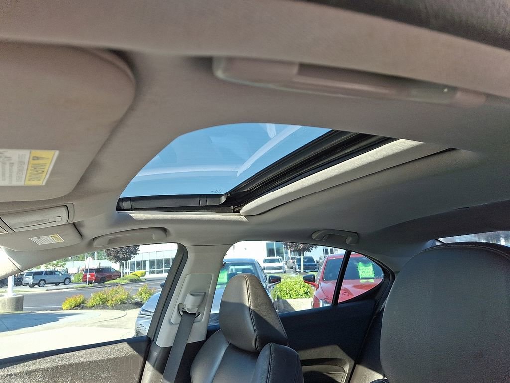 Certified 2018 Acura TLX FWD image 15