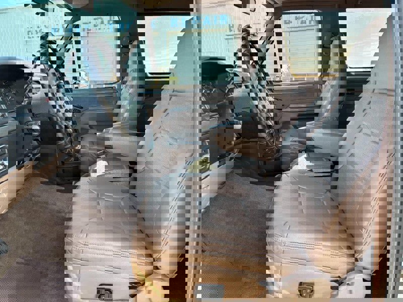 Used 1993 Ford Bronco image 11