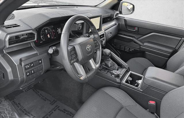 Certified 2025 Toyota 4Runner SR5 AWD/4WD image 11