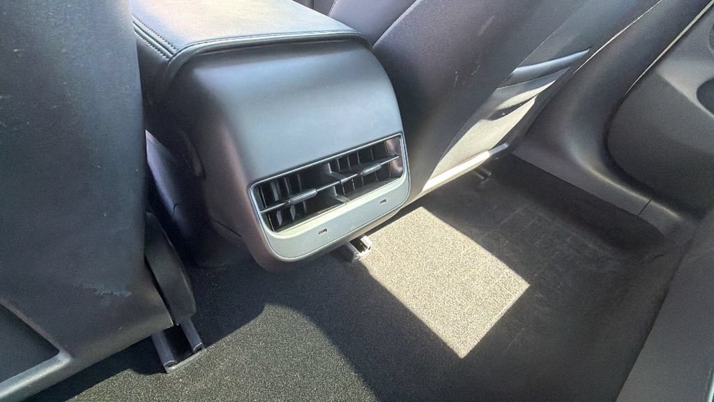 Used 2023 Tesla Model 3 Standard Range RWD image 16