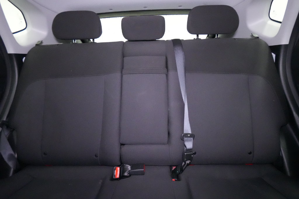Used 2024 Hyundai Kona SEL AWD/4WD image 16