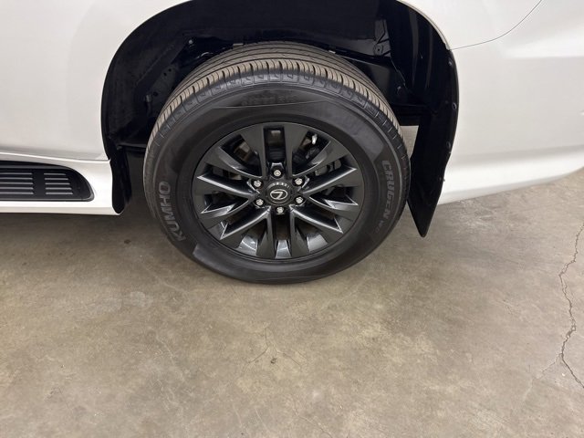 Used 2021 Lexus GX 460 Premium w/ Premium Package image 23