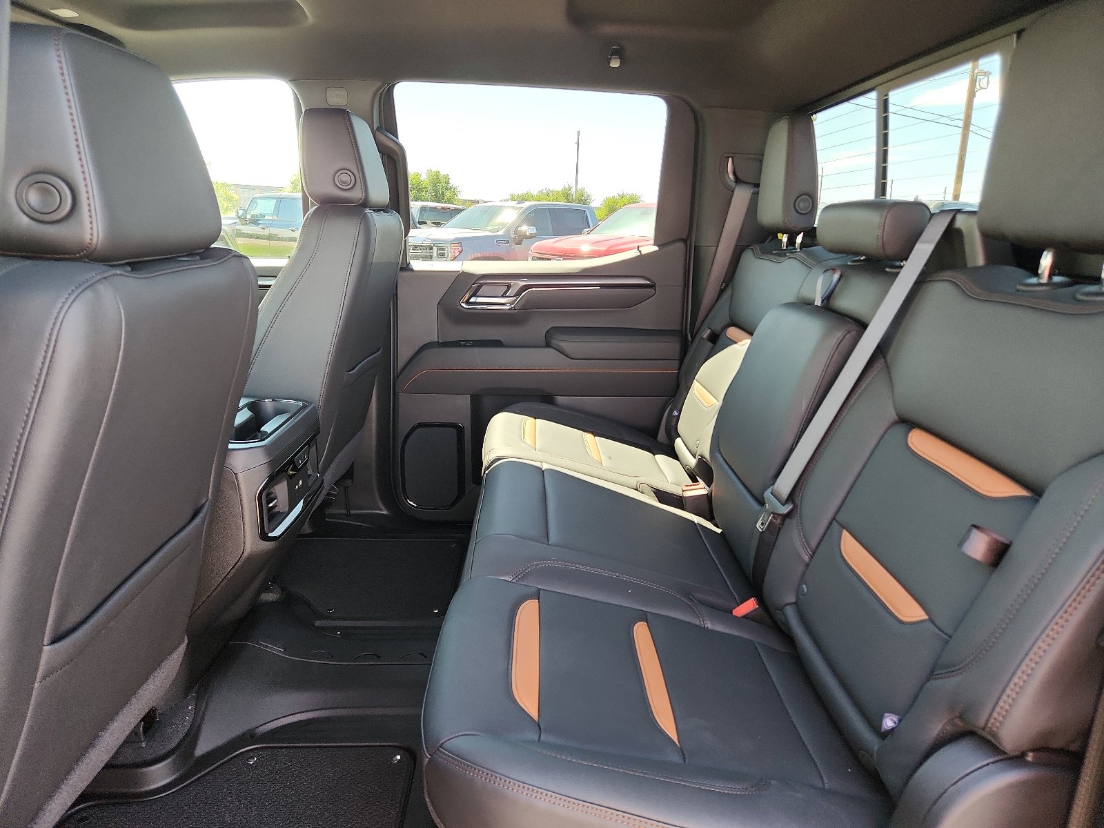 New 2026 GMC Sierra 1500 AT4 w/ AT4 Premium Package image 10