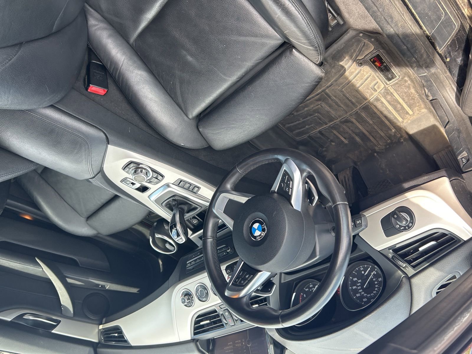 Used 2015 BMW Z4 sDrive28i image 5