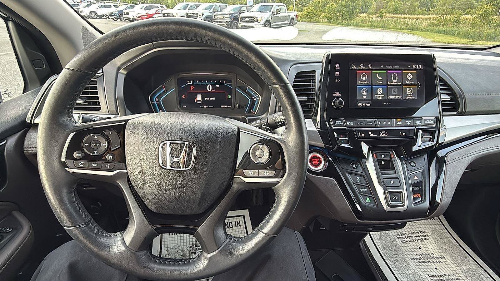 Used 2023 Honda Odyssey Touring image 25